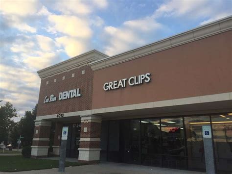 They advertise on Instagram- that&39;s how I found mine. . Great clips plano